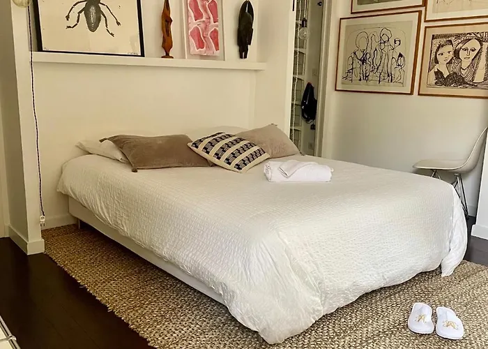 Duplex D'exception Avec Terrasse Centre アパート モンペリエ